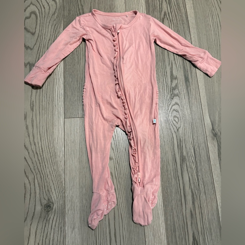 Posh Peanut Footsie Size 9/12 Months